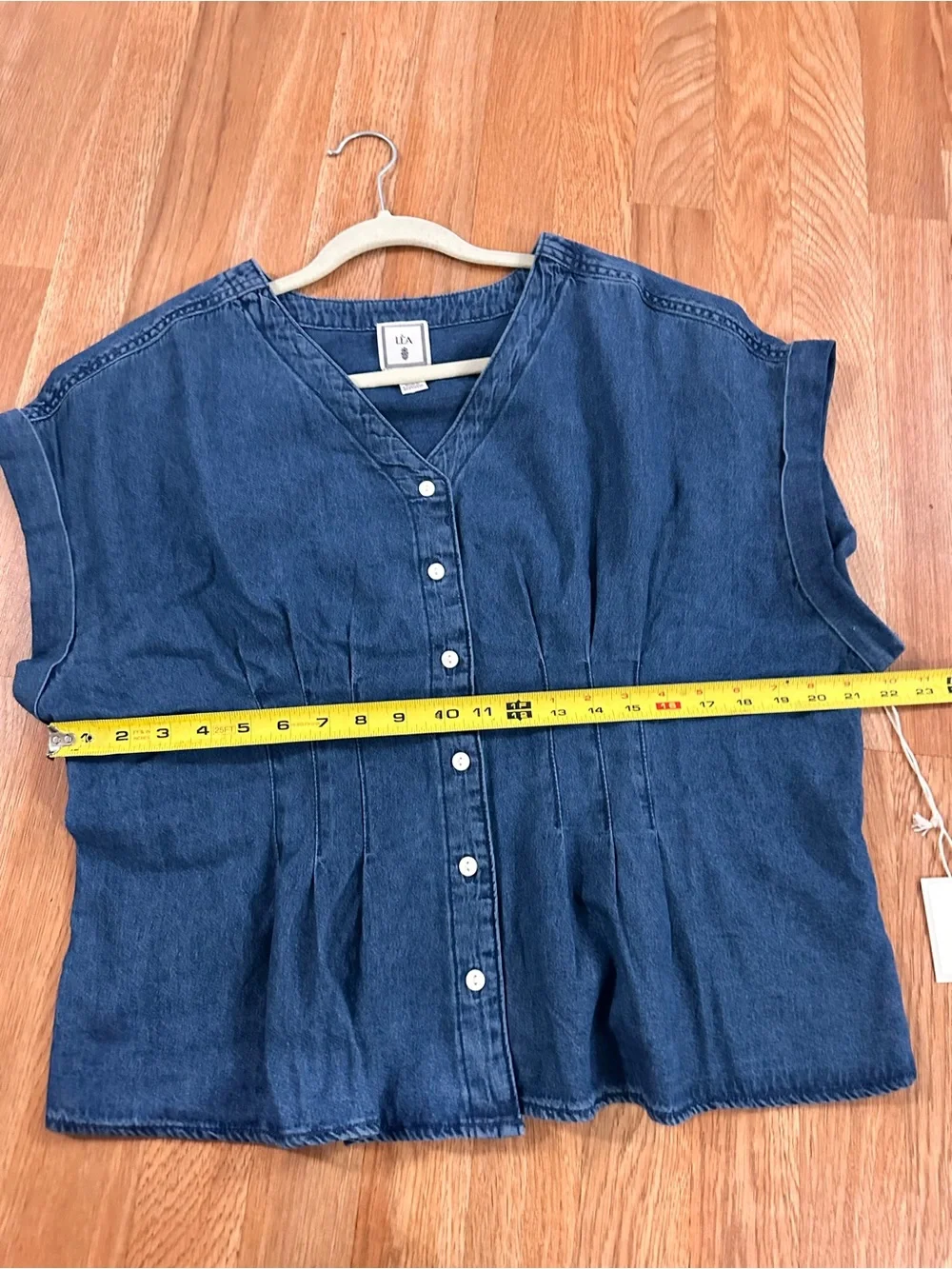 LÉA Blue Denim Button-Front V-Neck Pintuck Top